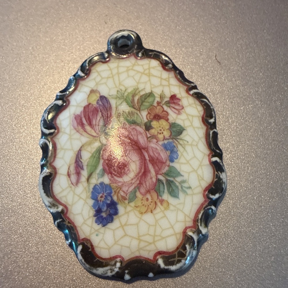vintage porcelain rosenthal pendant Flowers